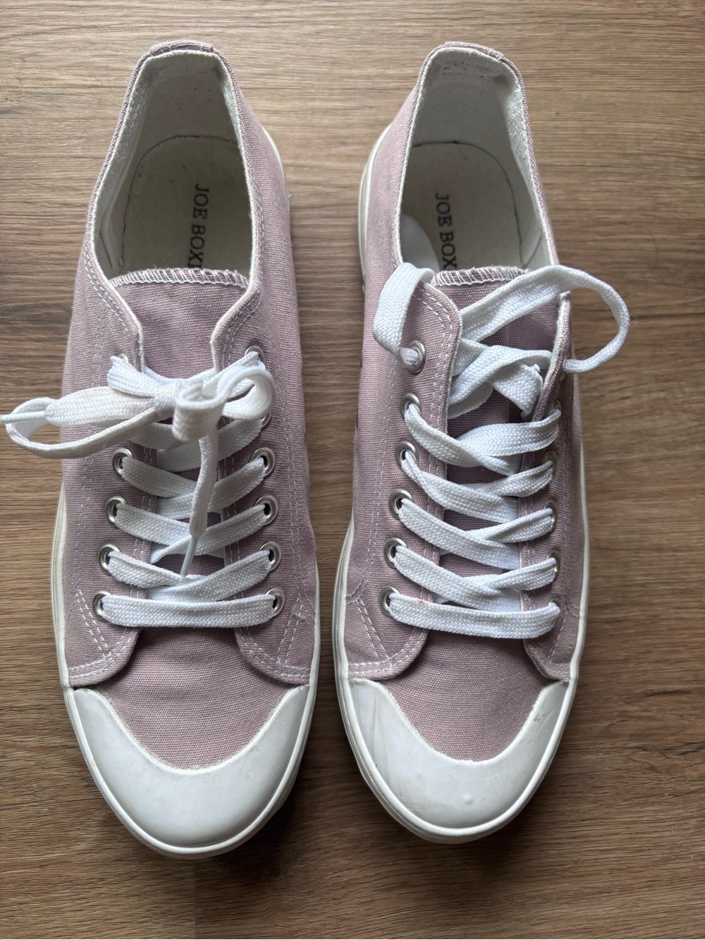 Joe Boxer Light Pink/Lavender Canvas Low-Top Sneakers with White Accents